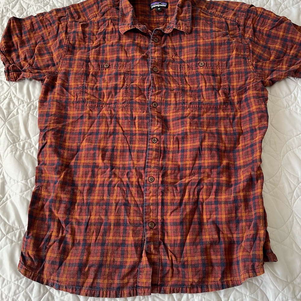 Patagonia Men's organic cotton shirt